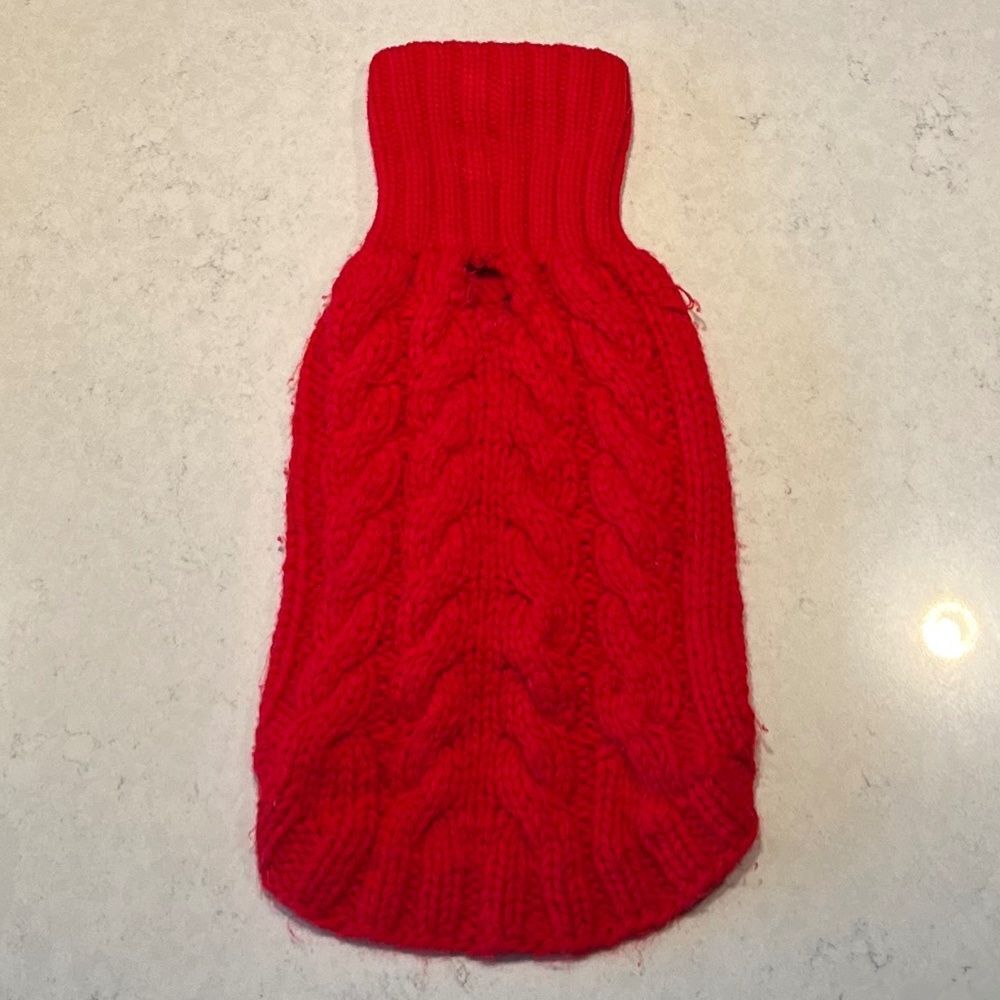 Dog Turtleneck Red Sweater. S.